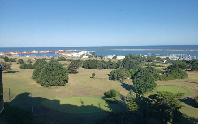 Departamento Playa Grande Alem Golf