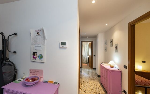 Lia Rooms 3