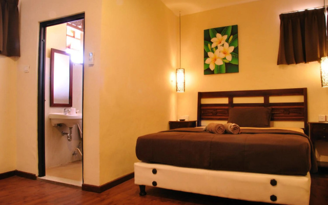 Bemo Corner Guest House – Guest Rooms – Kuta
