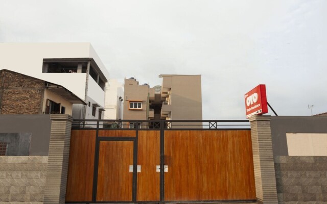 Dinda Residence by OYO Rooms