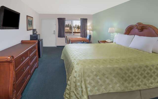 Days Inn by Wyndham Ontario Airport