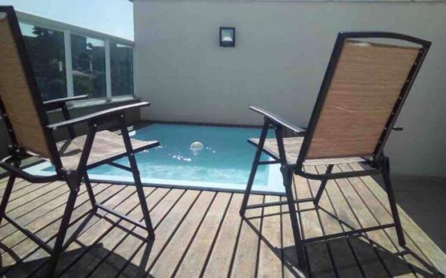 Cobertura com Piscina e Churrasqueira