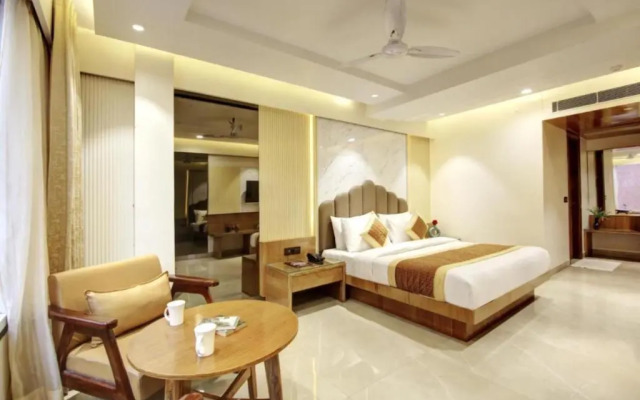 Hotel LAXMI SUITES Near Delhi Airport