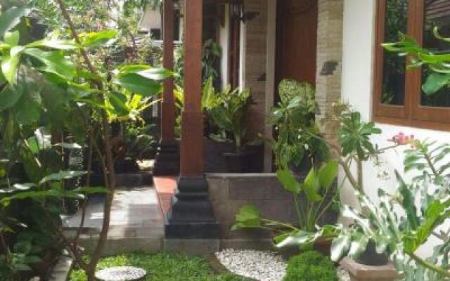 Griya Kedasih Guesthouse