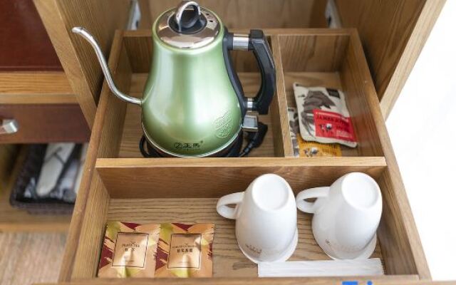 James Joyce Coffetel Hotel Beijing Desheng store