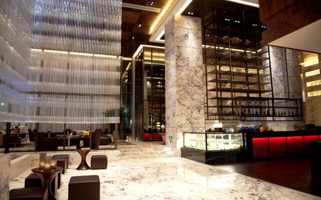 Renaissance Shanghai Caohejing Hotel