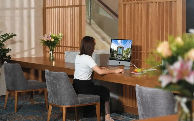 Mehood Lestie International Hotel Nancun Wanbo Metro Station Branch