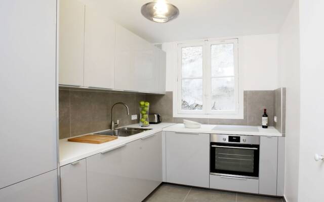 LUX 4BDR Opera Lafayette 2 by Livinparis