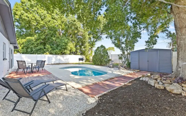 Sunny Palmetto Oasis: 4br Home With Private Pool 4 Bedroom Home by RedAwning