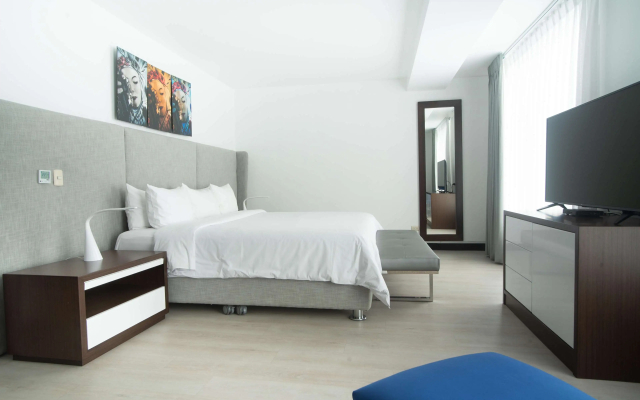 Radisson Hotel Decapolis Miraflores