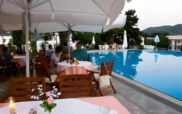 Hotel Dionyssos