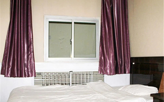 Chengde Xinhe 521 Theme Hotel