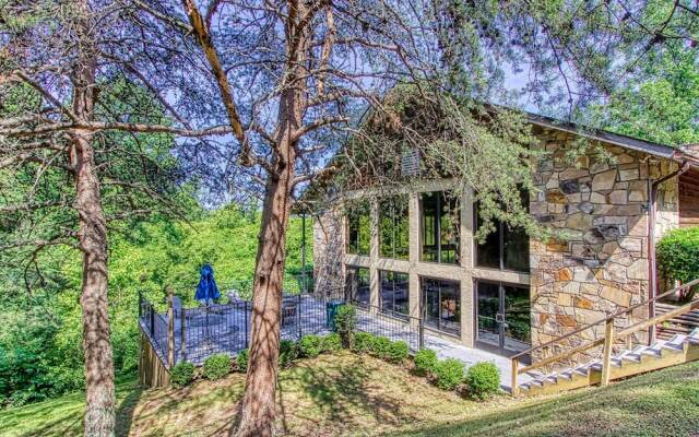 Pinecrest Townhomes-1K-2Q Unit-Renovated