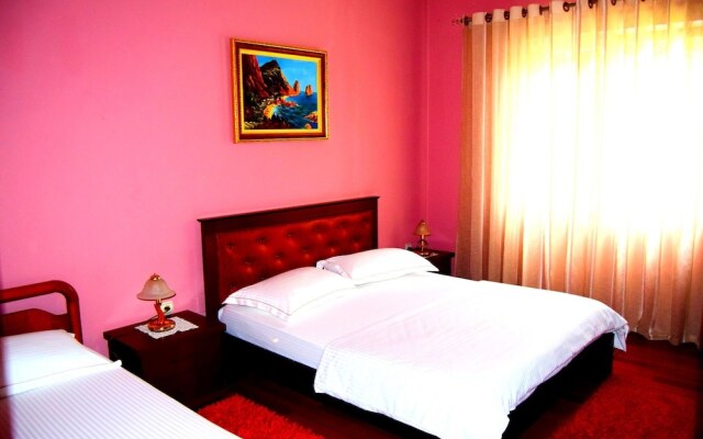 Vila LILI Guest House - Berat