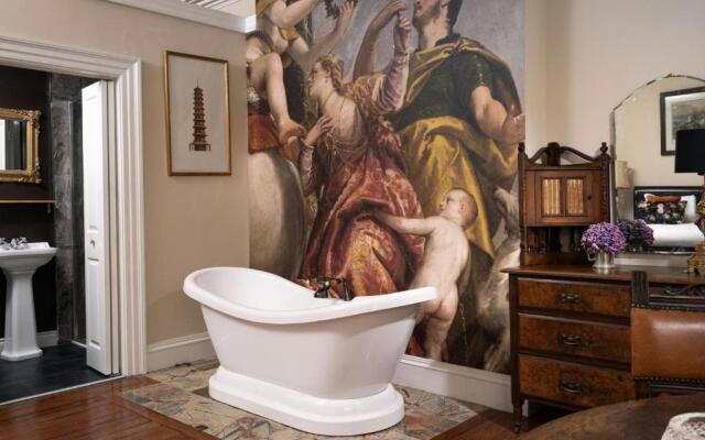 The Harrison Chambers of Distinction