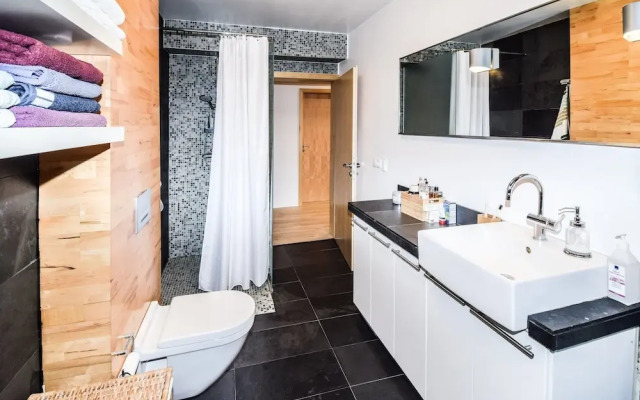 Apartment G22