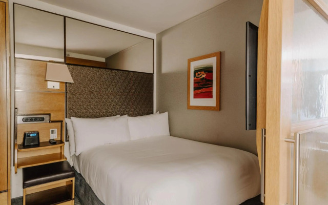 The Jewel Hotel