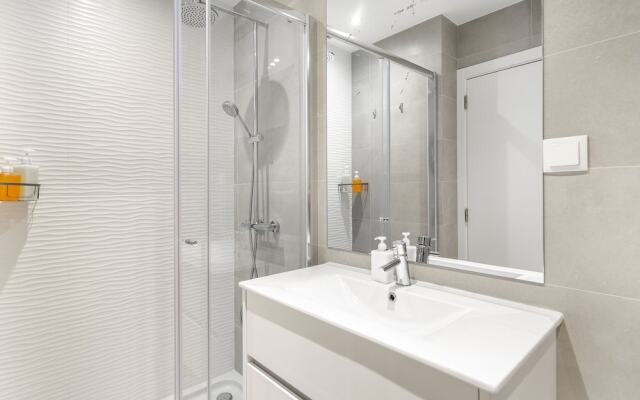 Urban Oasis Premium Location w AC