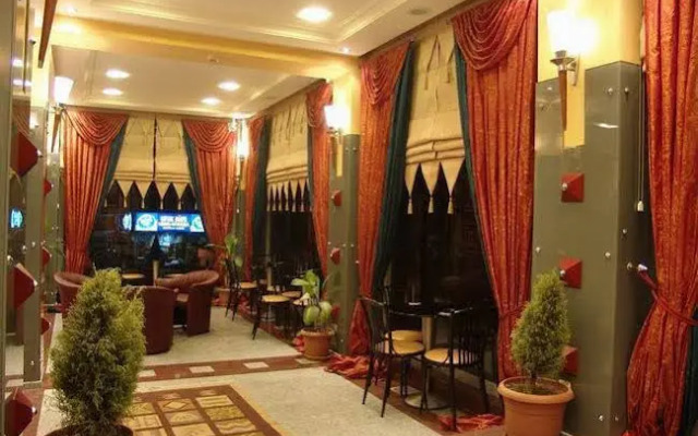 Hotel Elegance Heykel