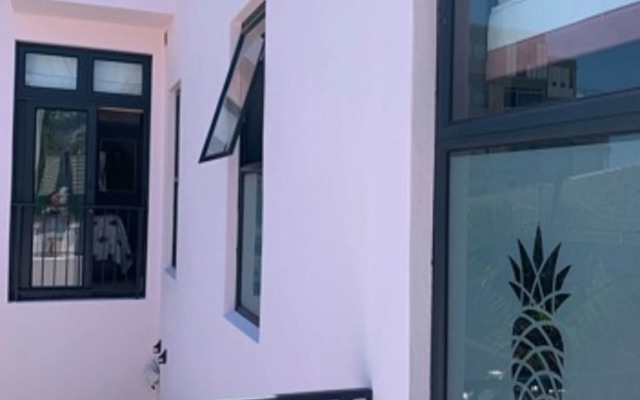 Pineapple House Boutique Hotel