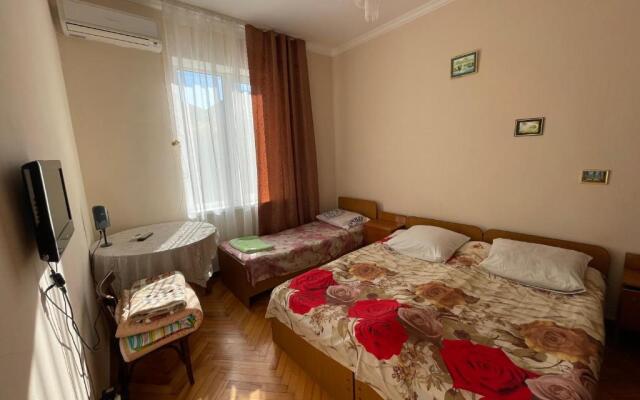 Apartment on Ardzinba 235