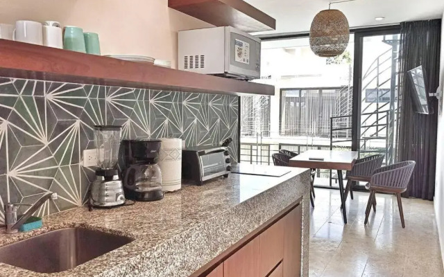 303 Amena Great Apt with Private Pool and Gym