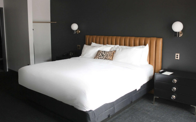 The Inn Hotel, Ascend Hotel Collection