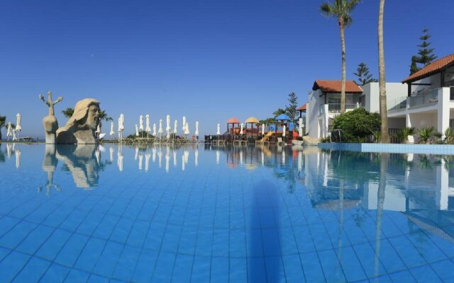 Kapetanios Aqua Resort