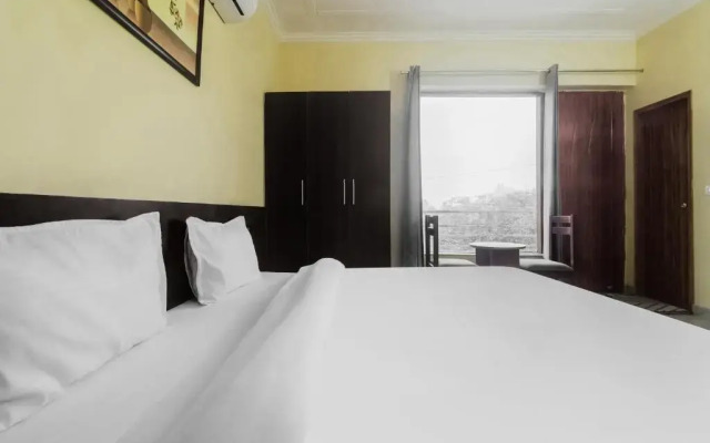Majestic Guest House
