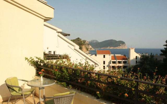 Hotel Danica