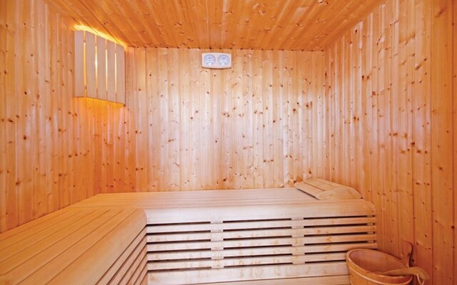 Amazing Home in Trsteno With Sauna, Wifi and 6 Bedrooms
