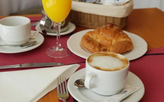 Hotel Alhama