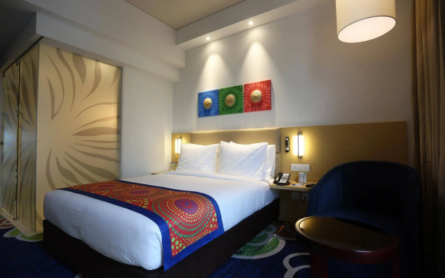 Holiday Inn Express Chennai Old Mahabalipuram Road