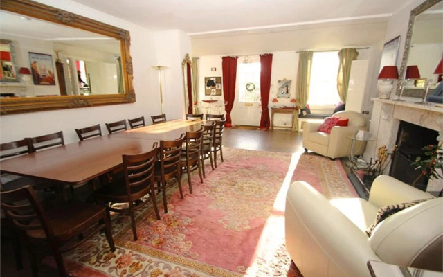 Cotswold Manor House