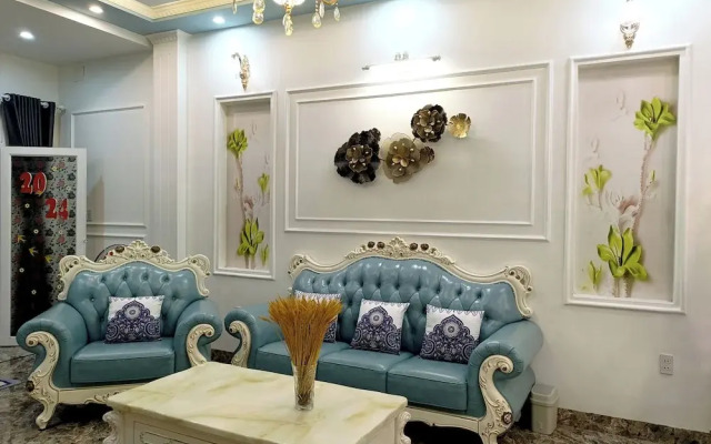 Aroma Luxury Villa
