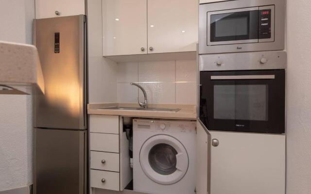 Santa Maria 105 - Two Bed with sea views