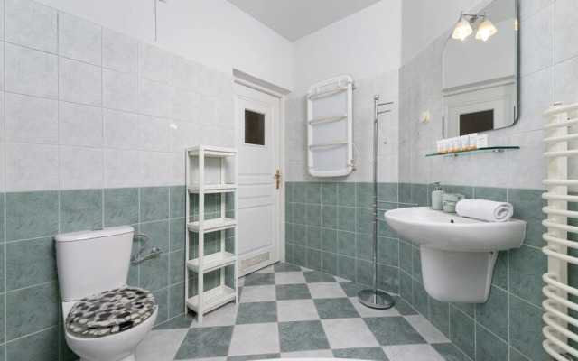 Mountain View Czajki by Renters
