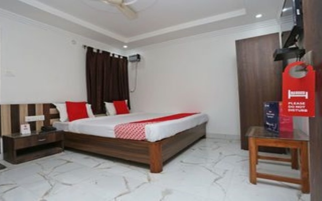 Hotel Grand Sheela