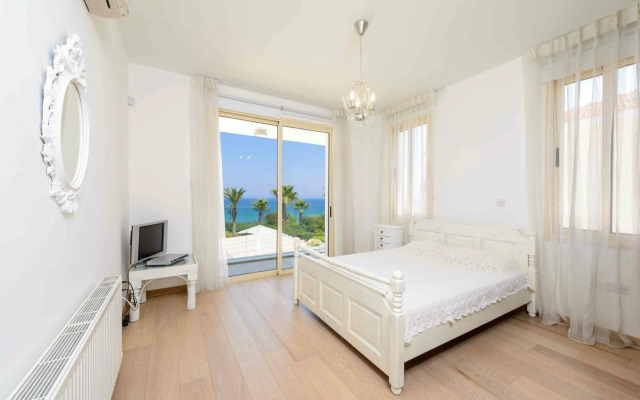 Villa Sea Breeze