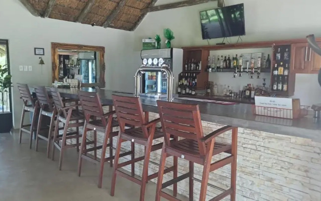 Iphofolo Lodge & Tented Camp