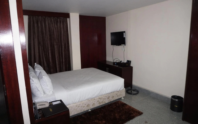 Hotel The Raso