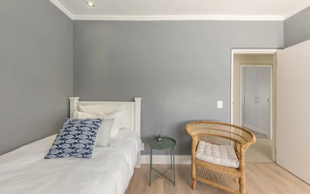 Beachfront, Private Pool, Pizza Oven, Pool Table, Fast Internet, Family Friendly