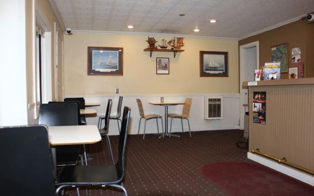 Port Townsend Inn