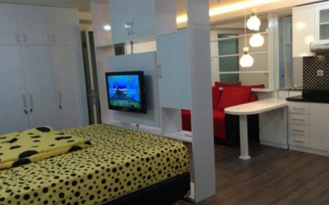 Apartment Gading Nias Residence