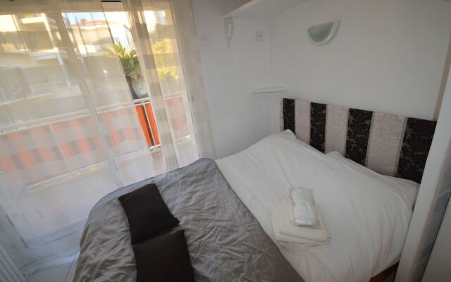 Elegant one-bedroom flat MarieAntoinette