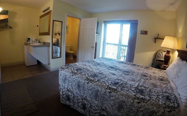 Waterview On The Bay