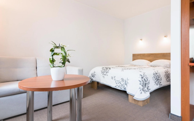 Warsaw Apartments Magnolie