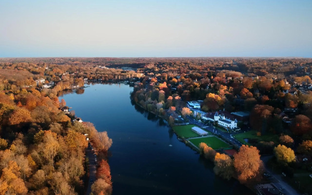 Martin's Château du Lac