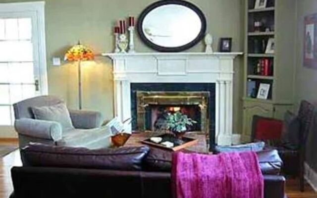 Miners Pick Bed and Breakfast