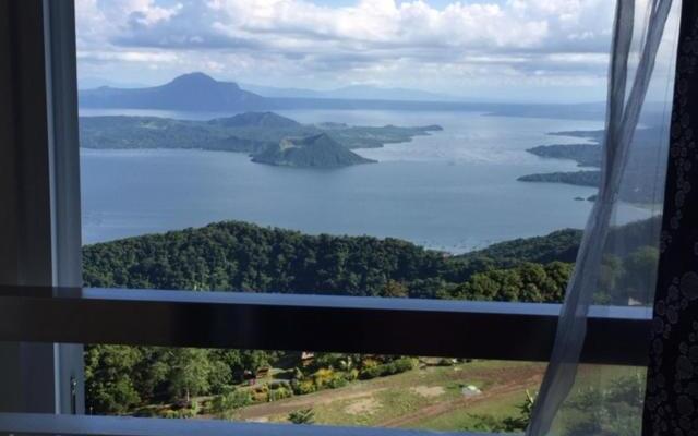 Wind Residences Tower 4 18th Floor